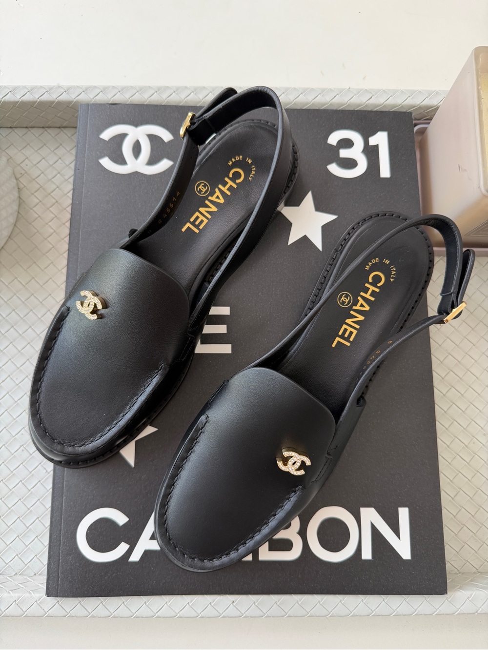 Chanel Metiers D’art 26 Strass CC Logo Black Leather Slingback Loafers Flats - Picture 3 of 14